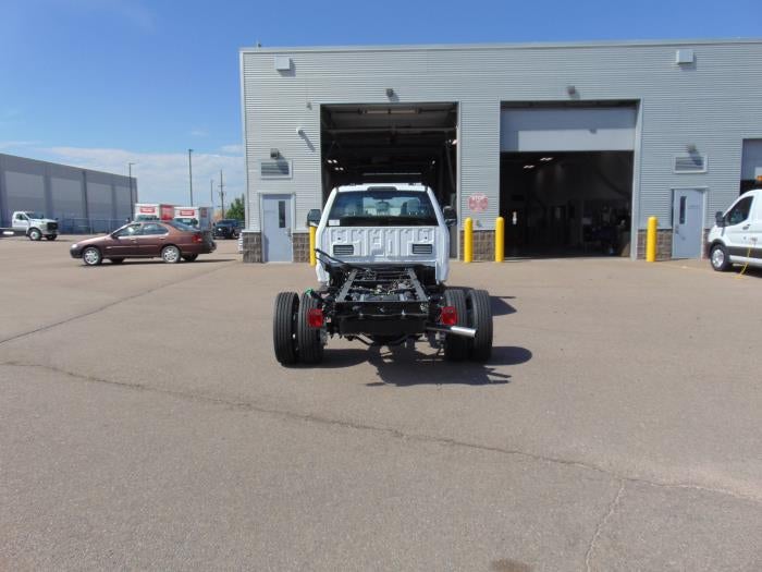 2027 Ford F-450 XL
