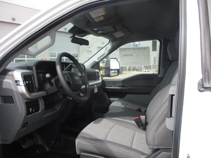 2025 Ford F-550 XL
