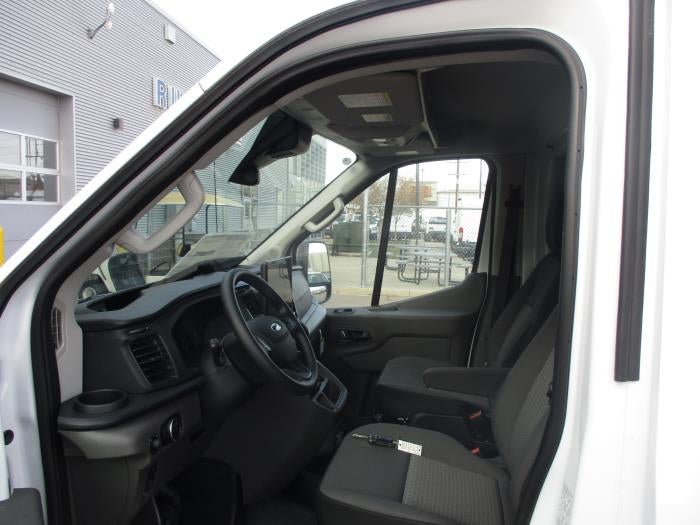 2025 Ford Transit-350 XL