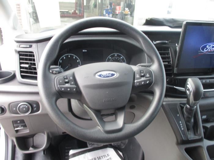 2025 Ford Transit-350 XL