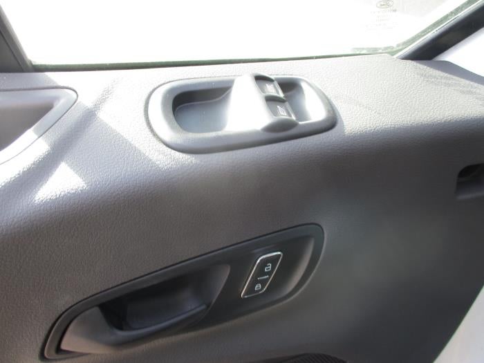 2025 Ford Transit-350 XL