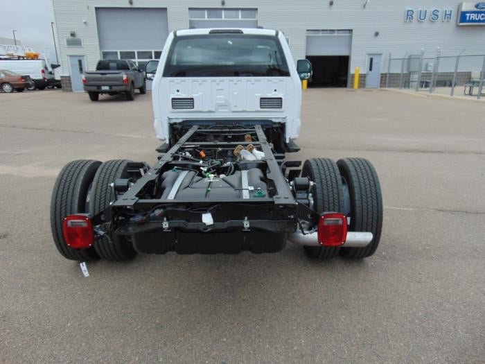 2027 Ford F-550 XL
