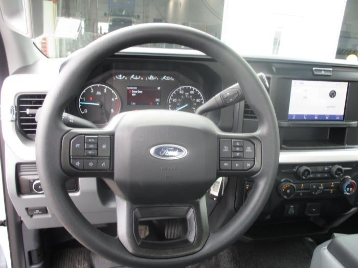 2025 Ford F-550 XL