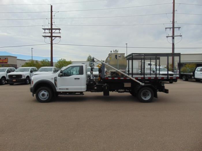 2025 Ford F-600 XL