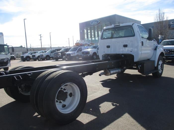 2026 Ford F-650 Standard