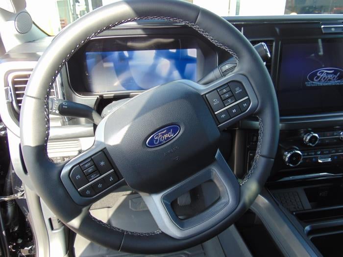 2027 Ford F-550 Lariat