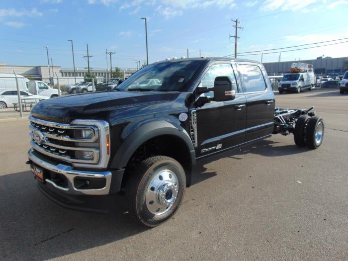 2027 Ford F-550 Lariat