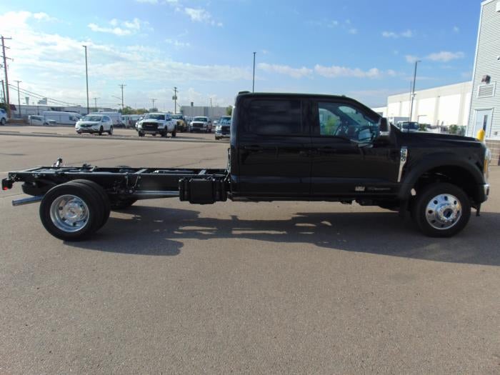 2027 Ford F-550 Lariat