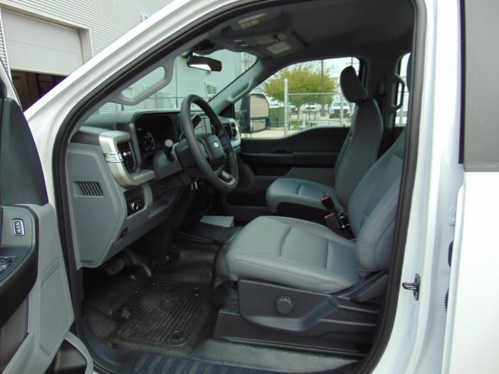 2027 Ford F-550 XL