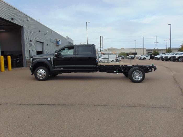 2027 Ford F-550 Lariat