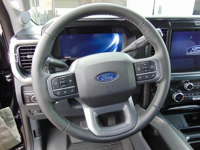 2027 Ford F-550 Lariat