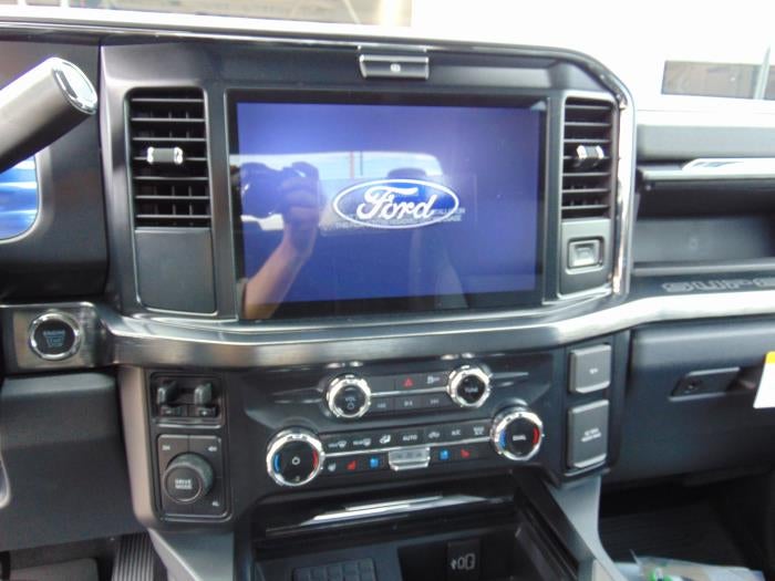 2027 Ford F-550 Lariat