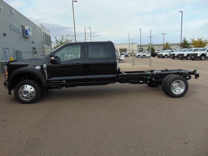 2027 Ford F-550 Lariat