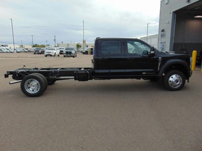 2027 Ford F-550 Lariat