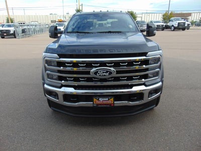 2027 Ford F-550 Lariat