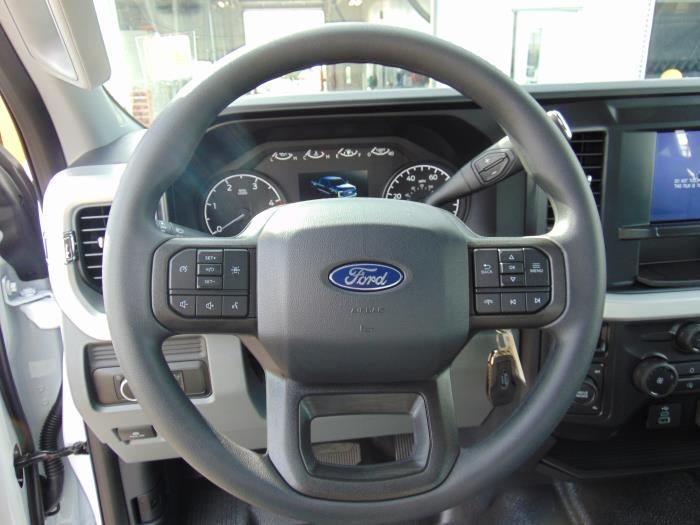 2027 Ford F-550 XL