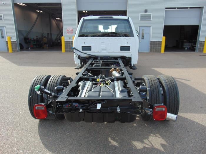 2027 Ford F-550 XL