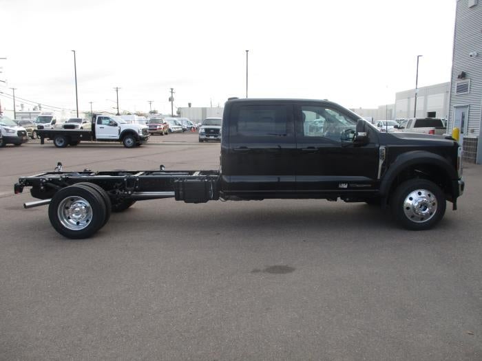 2026 Ford F-550 Lariat