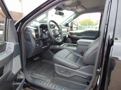 2027 Ford F-550 Lariat