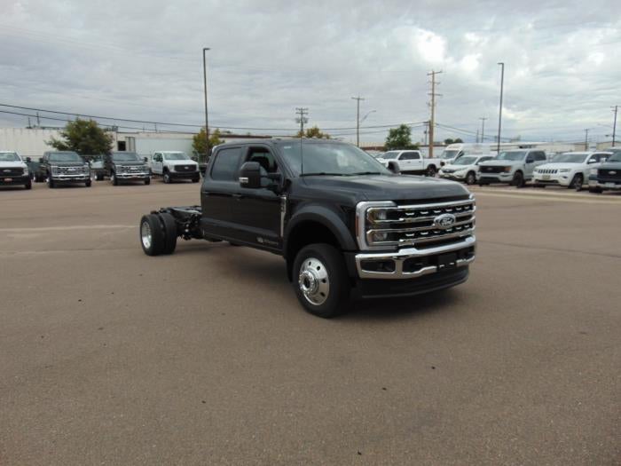 2027 Ford F-550 Lariat