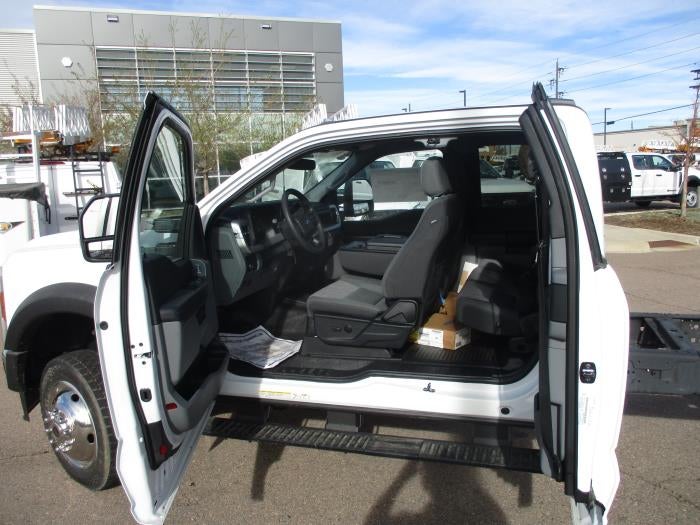 2025 Ford F-550 XLT