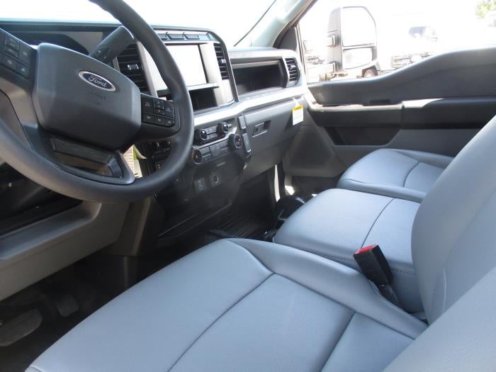 2024 Ford F-550 XL
