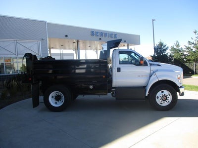 2026 Ford F-750 Standard