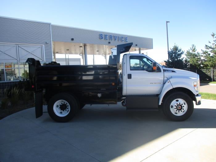 2026 Ford F-750 Standard
