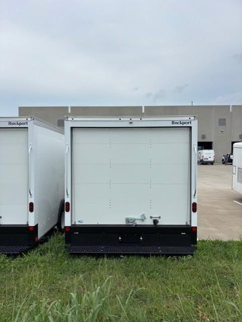 2025 Ford E-450 Standard