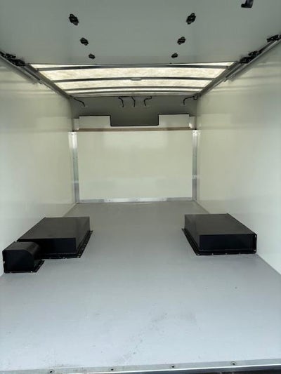 2025 Ford E-450 Standard