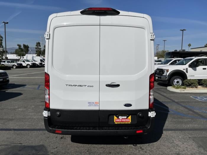 2025 Ford Transit-250 XL