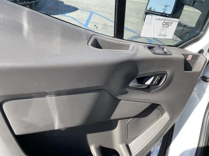 2025 Ford Transit-250 XL