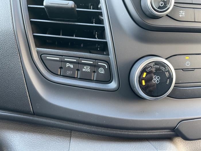 2025 Ford Transit-250 XL