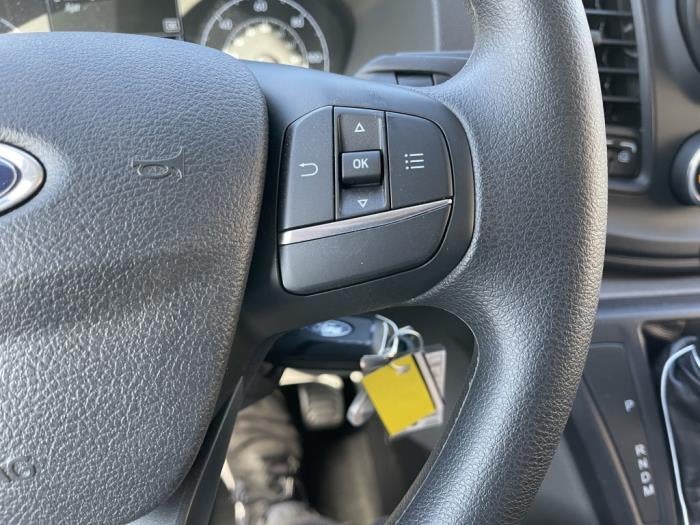 2025 Ford Transit-250 XL