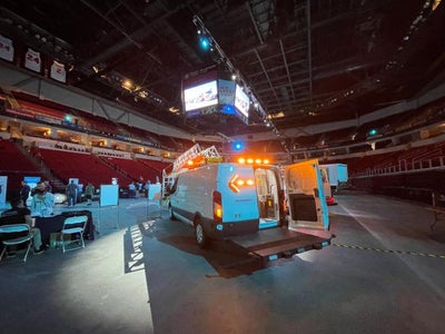 2023 Ford E-Transit XL