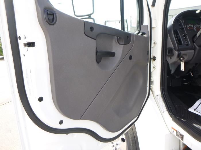 2019 Freightliner Business Class M2 106 Base