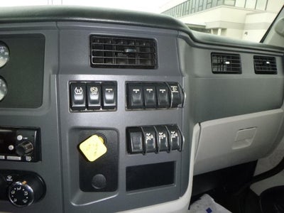 2022 Peterbilt 567 Base