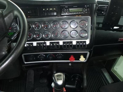 2014 Kenworth T800 Base