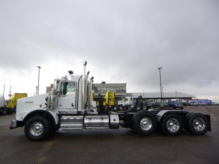 2014 Kenworth T800 Base