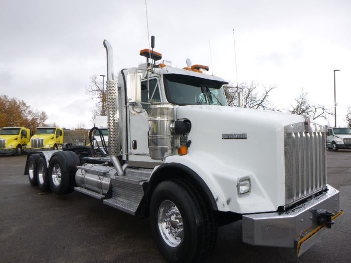 2014 Kenworth T800 Base