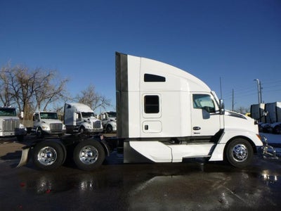 2022 Kenworth T680 Base