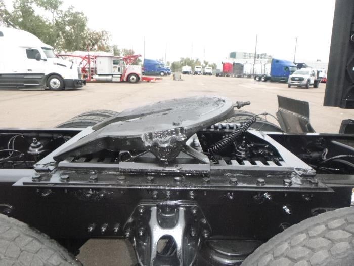 2022 Kenworth T680 Base