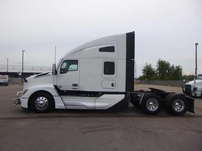 2022 Kenworth T680 Base