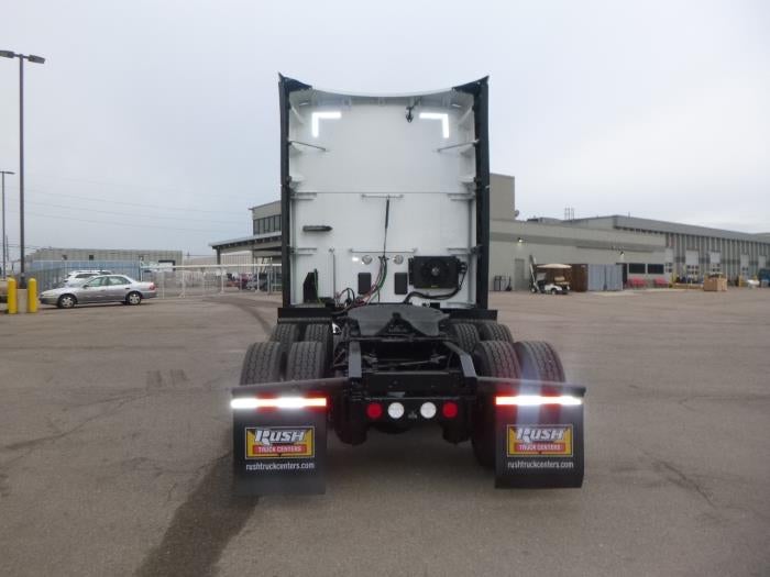 2022 Kenworth T680 Base