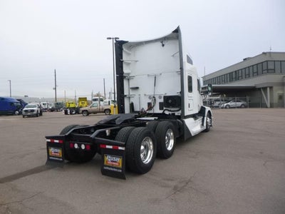 2022 Kenworth T680 Base