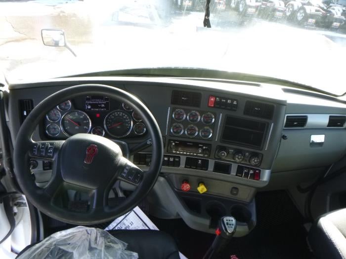 2021 Kenworth T680 Base