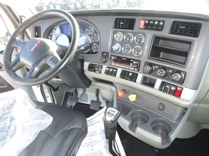 2021 Kenworth T680 Base