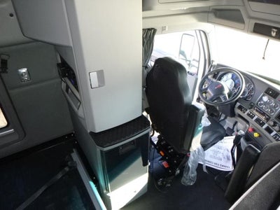 2021 Kenworth T680 Base