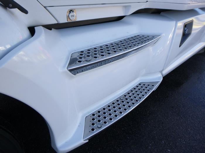 2021 Kenworth T680 Base