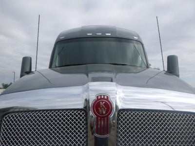 2022 Kenworth T680 Base